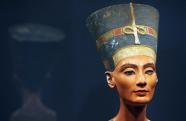 Fake Caucasianized Nefertiti